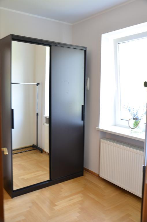 Apartments With Outdoor Spa Jacuzzi And Sauna VNO Extérieur photo